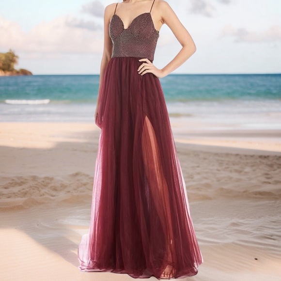 B. Darlin
Sleeveless Mini Dot Printed Bra Bodice Full Tulle Skirt Ball Gown 3/4 - Picture 3 of 13